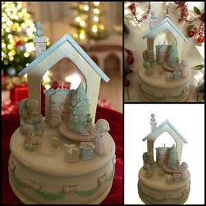 Enesco Precious Moments Our Warmest Wishes This Christmas Revolving Musical Box